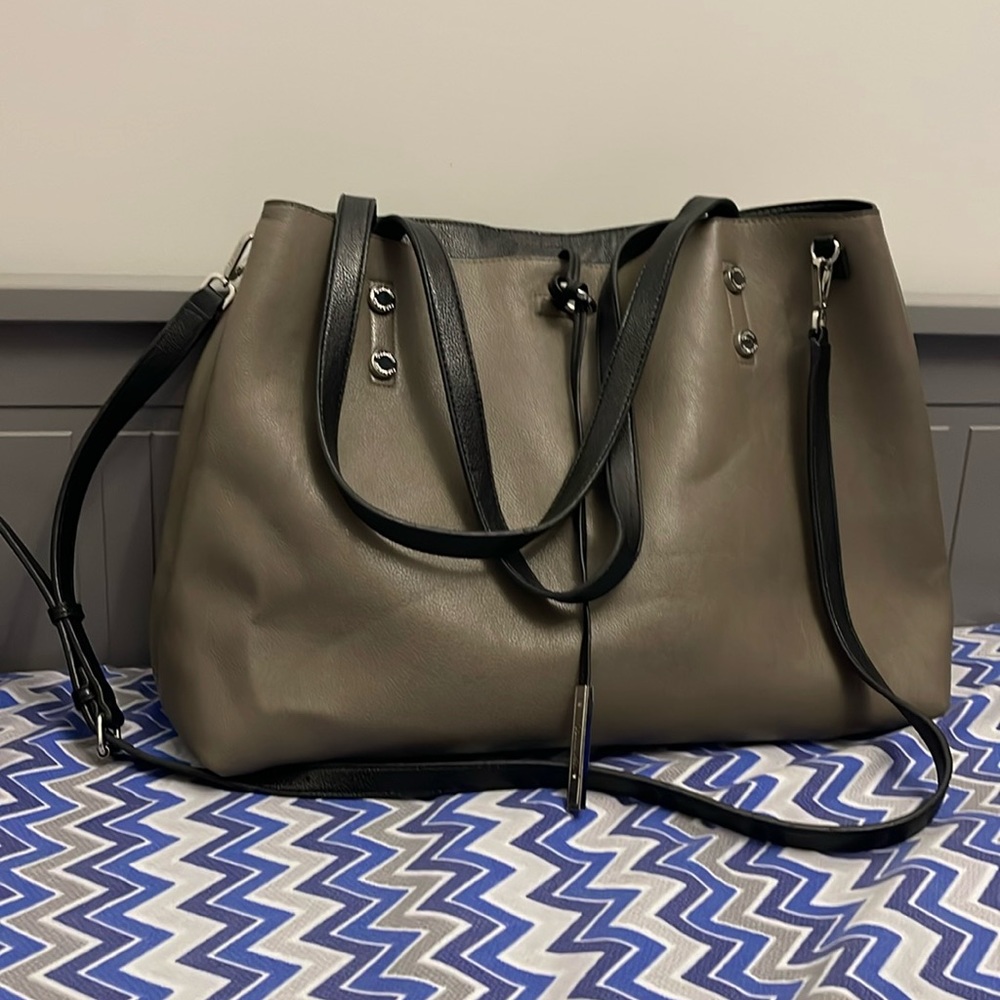 Calvin Klein large leather Tote with magnetic closure